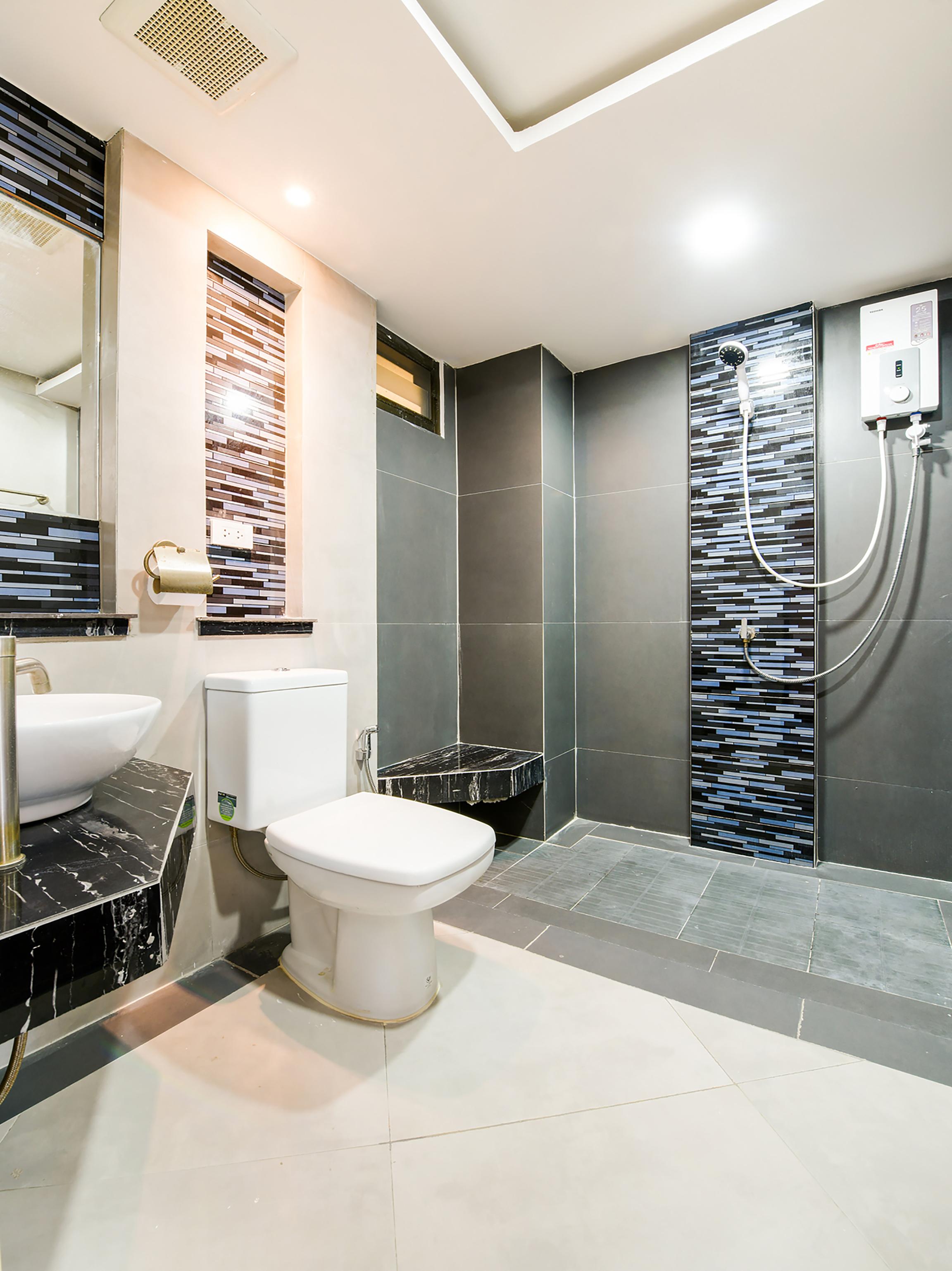 Super Oyo 458 Nakorn Siam Boutique Hotell Pattaya Exteriör bild