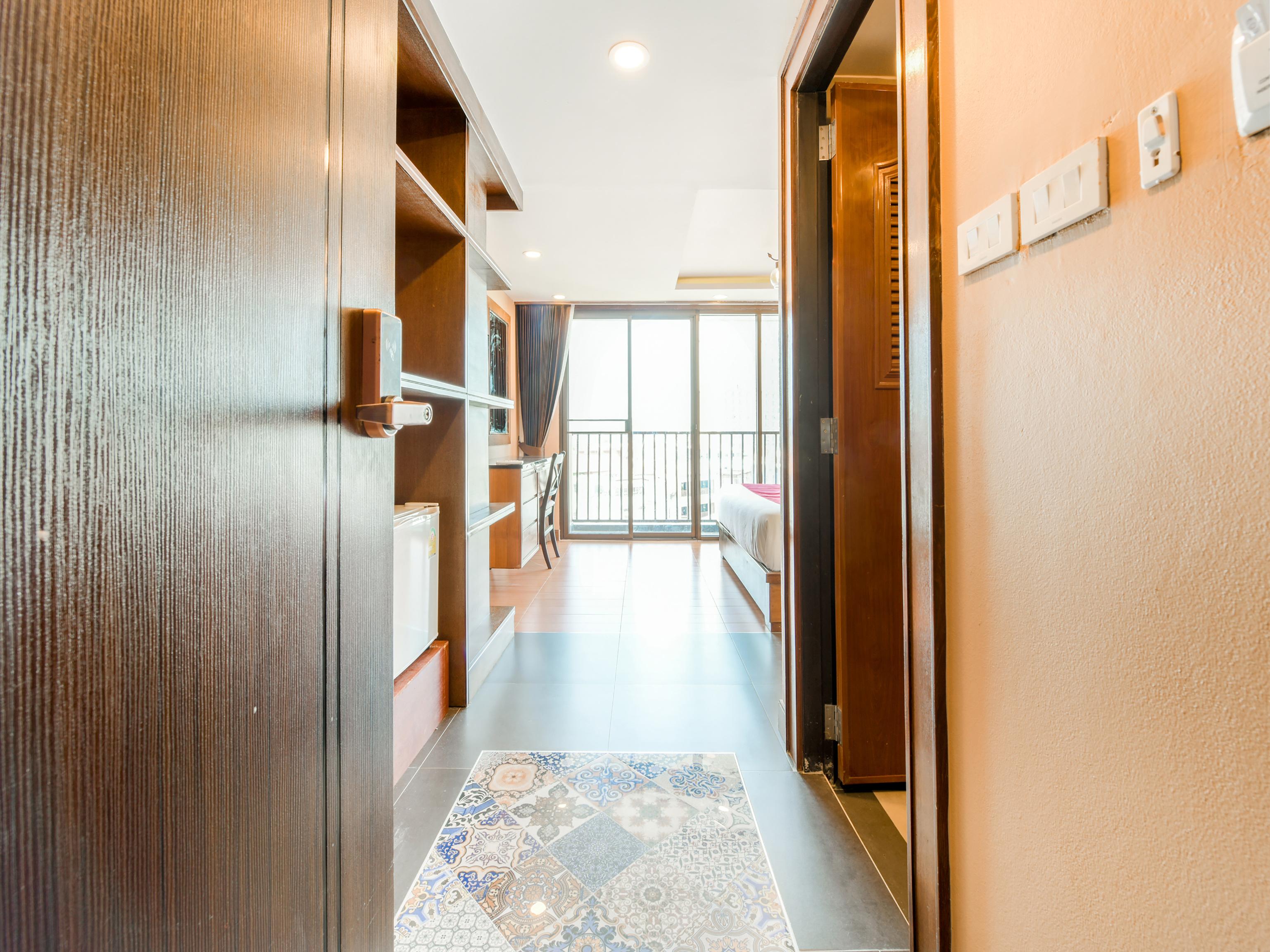 Super Oyo 458 Nakorn Siam Boutique Hotell Pattaya Exteriör bild