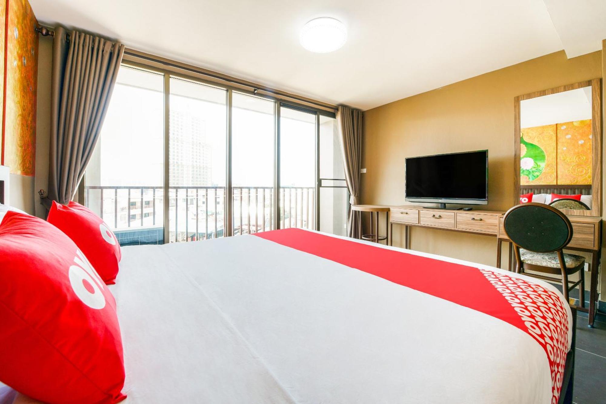 Super Oyo 458 Nakorn Siam Boutique Hotell Pattaya Exteriör bild